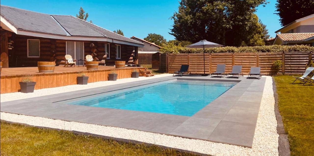 Chalet Montana - Au Cottage Du Medoc - Proche De Bordeaux Saint-Aubin-de-Médoc Zewnętrze zdjęcie